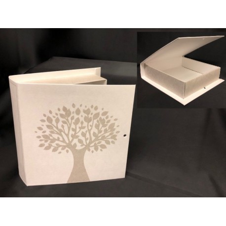 Scatola cartoncino forma libro con decoro albero. CM 17x16 H 4. Parte contenitiva CM 14.5x14.5