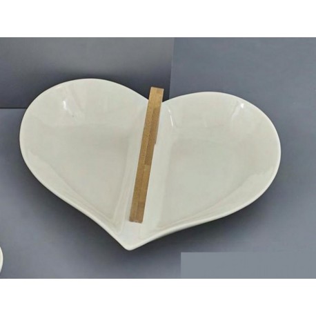 Antipastiera ceramica forma cuore con manico legno. CM 27x24
