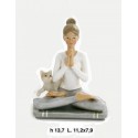 Donna posizione yoga con gatto in resina. CM 14