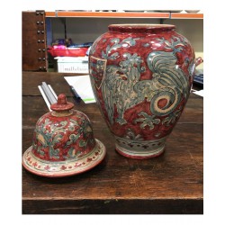 Vaso  in ceramica con coperchio a campana H. cm 28 - Artigianato Artistico Fatto a Mano