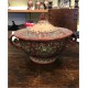 Centrotavola in ceramica con coperchio e manici lavorati H. cm 18 - Artigianato Artistico Fatto a Mano