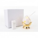 Profumatore pomo porcellana bianca con luce led,bastoncini, scatola e profumo.Mis.8,5x11,5cm