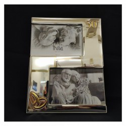 Portafoto argento con doppia foto,decoro fedi e 50°Misura totale 26x20cm Misura foto interna 10x15 cm