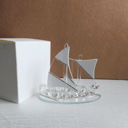 Veliero vetro e cristallo decoro bianco e strass ,scatola compresa.MIS.12x10cm