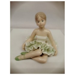 Ballerina porcellana sfumata verde.MIS.11X11CM