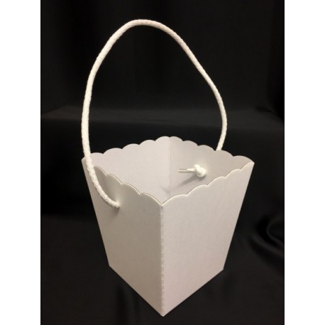 Vaso cartone bianco con manico BASE CM.10X10 APERTURA :13.5X13.5  H CM.14.5