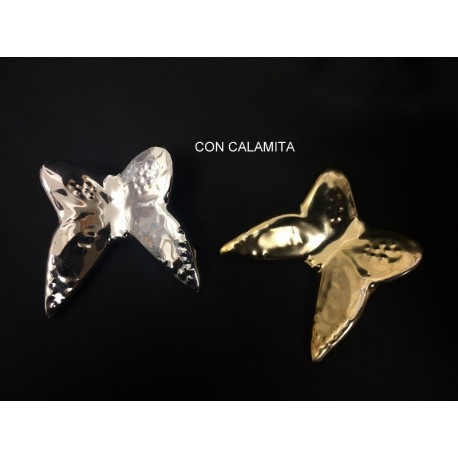 Farfalla ceramica oro o argento con calamita. CM 4.5x5